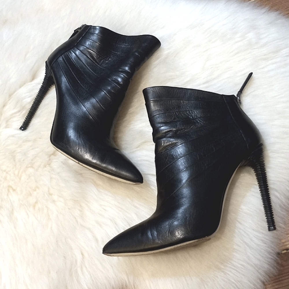 Giorgio Armani boots - Picture 9 of 17
